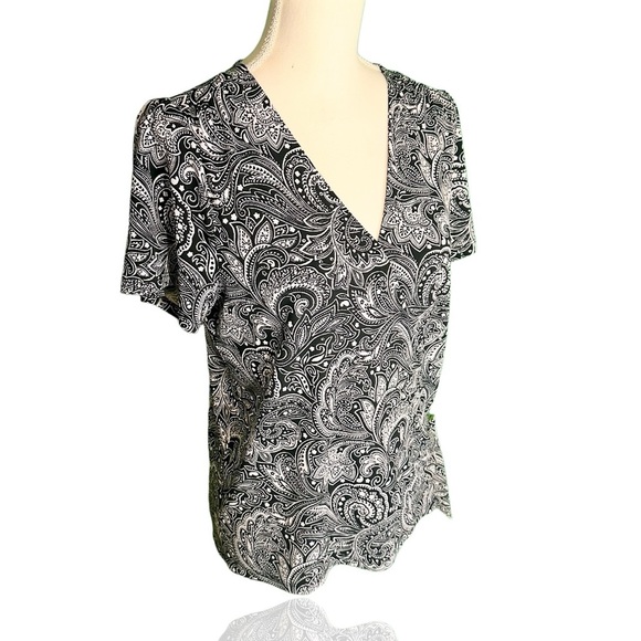 MICHAEL Michael Kors Black & White Paisley Print Faux Wrap Top W/ Buckle Detail - Picture 11 of 11